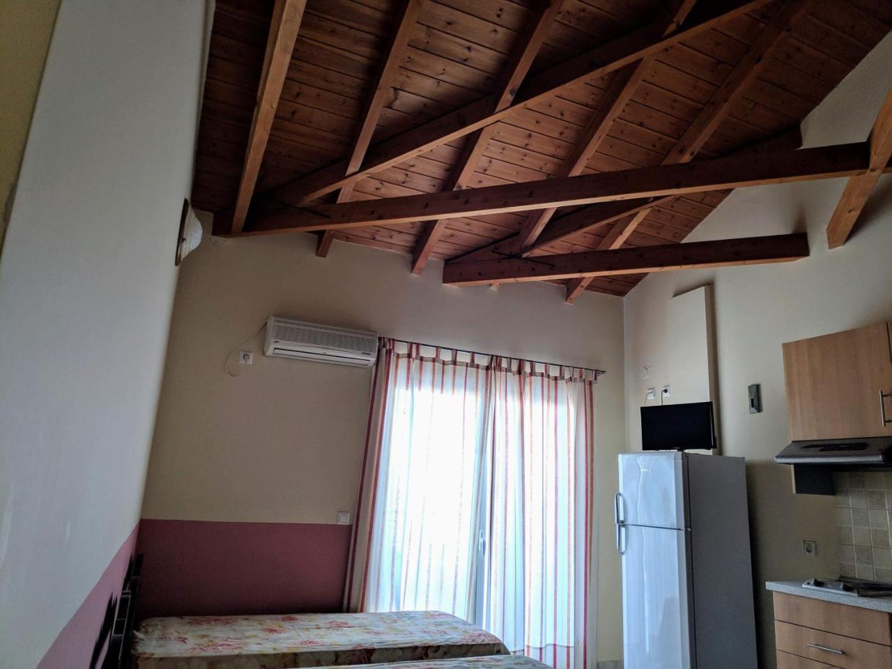 Dioni Studios & Apartments Poros  Dış mekan fotoğraf